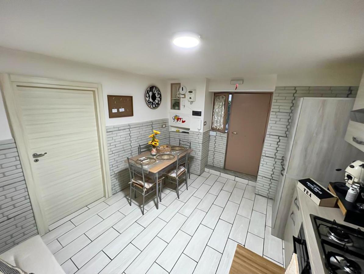 Il Nido Di Mariaflo Apartment Наполи Екстериор снимка